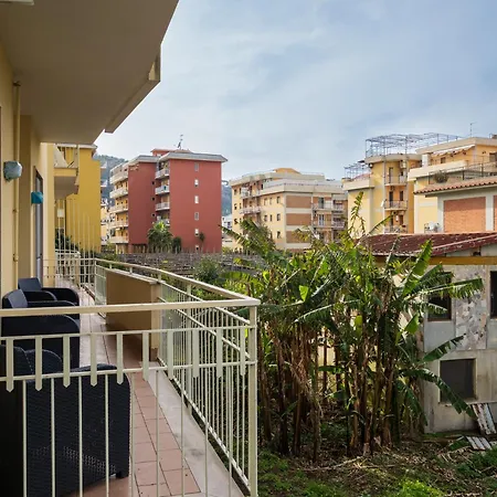 Rosa's House - Close To The Center With Balcony * Sorrento