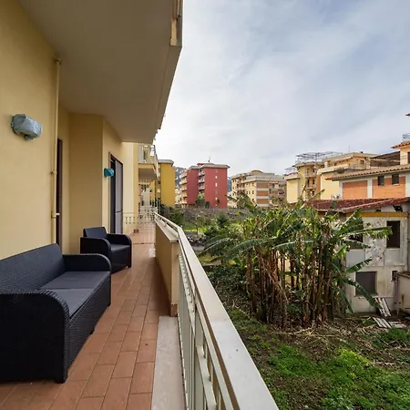 Rosa's House - Close To The Center With Balcony Apartmán