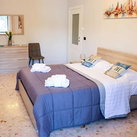 Appartamento Rosa's House - Spacious In The Center With Balcony Sorrento