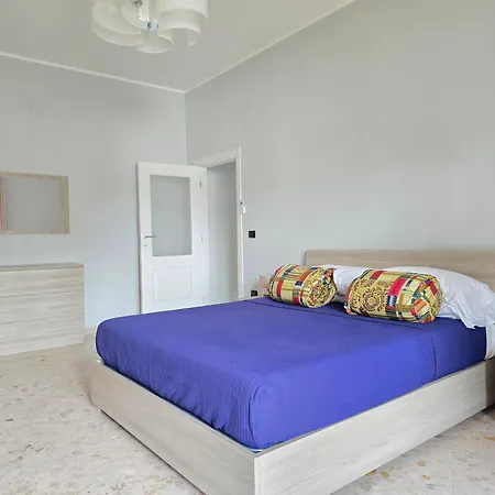 Rosa's House - Close To The Center With Balcony דירה *