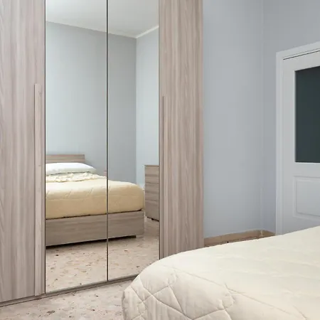 Rosa's House - Close To The Center With Balcony Lejlighed