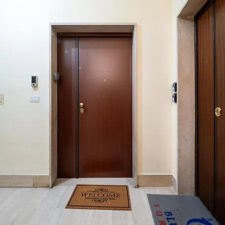 Lejlighed Rosa's House - Close To The Center With Balcony