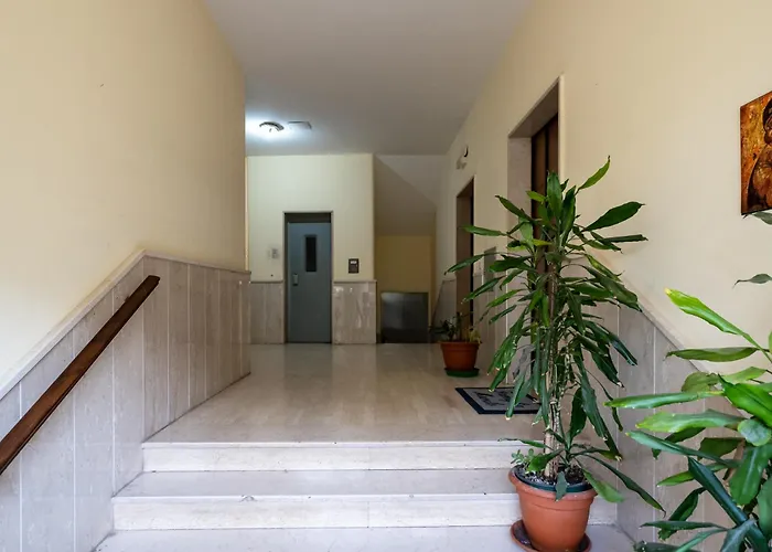 Apartment Rosa's House - Close To The Center With Balcony