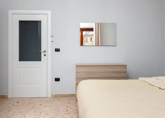 Apartment Rosa's House - Close To The Center With Balcony