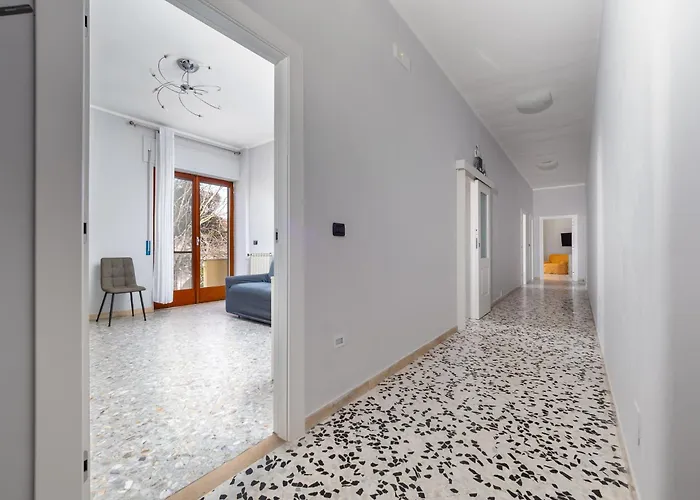 Rosa's House - Close To The Center With Balcony Apartment Sorrento