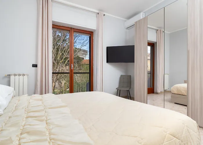 Rosa's House - Close To The Center With Balcony