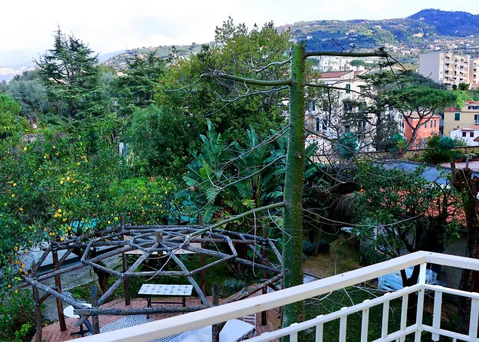 Rosa's House - Spacious In The Center With Balcony Sorrento