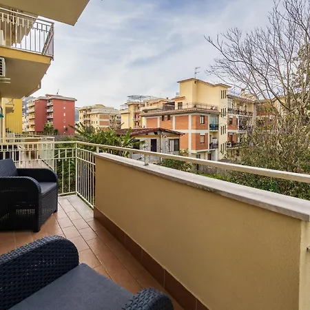 Apartamento Rosa's House - Close To The Center With Balcony Sorrento