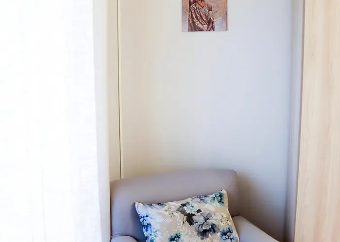 Rosa's House - Spacious In The Center With Balcony *