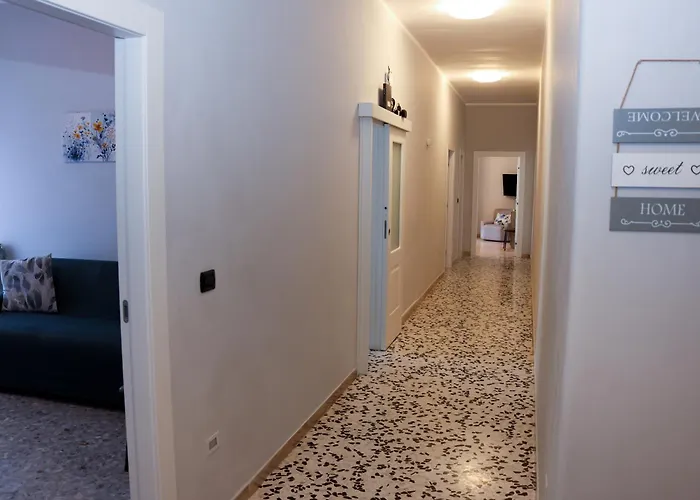 Διαμέρισμα Rosa's House - Spacious In The Center With Balcony